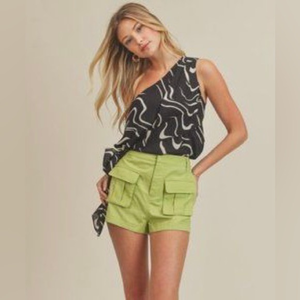 Lush NWT Green Front Pocket Shorts Size S‎